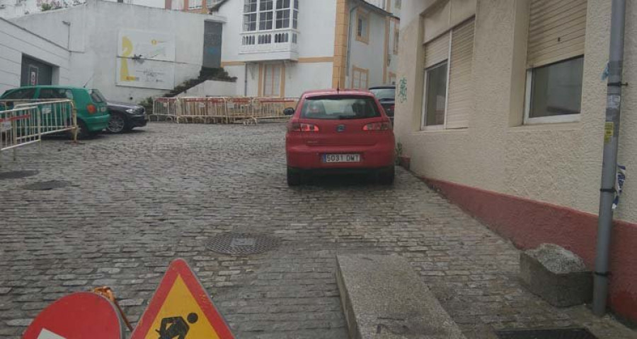 El área de Servizos garantiza que en verano se ejecutarán los desbroces en la zona rural