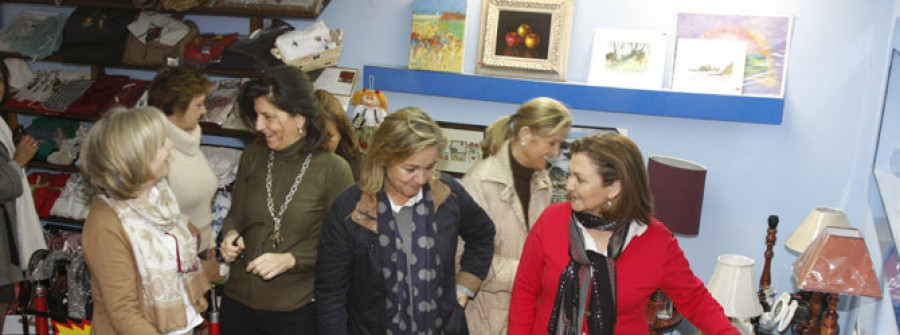 La asociación Nuestra Señora del Carmen celebra su rastrillo benéfico