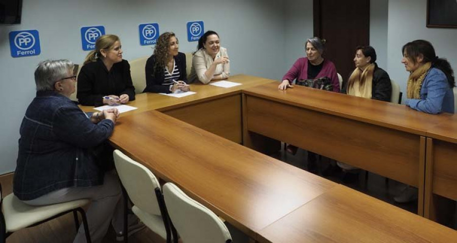 El PP escucha las demandas del colectivo Mujeres de Etnia Gitana