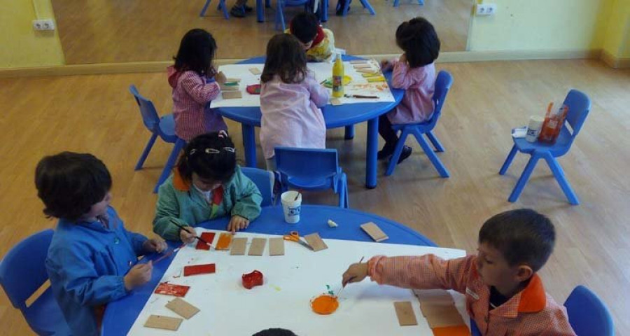 El programa “Recuncho dos pequenos” de Narón acerca la cultura tradicional a los niños