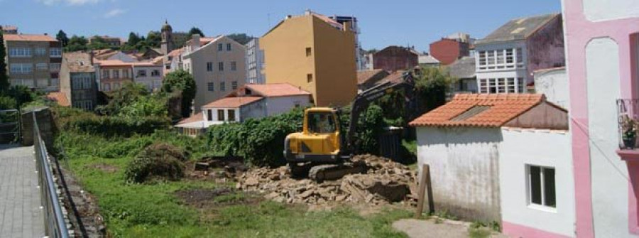 El gobierno local ejecutó la demolición de las ruinas de la calle Eira