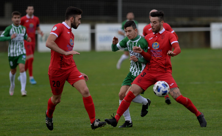 El Somozas tira de oficio y paciencia para ganar al Viveiro