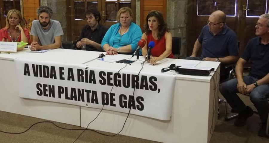 El Comité de Emerxencia vuelve a recurrir las autorizaciones y permisos otorgados a Reganosa