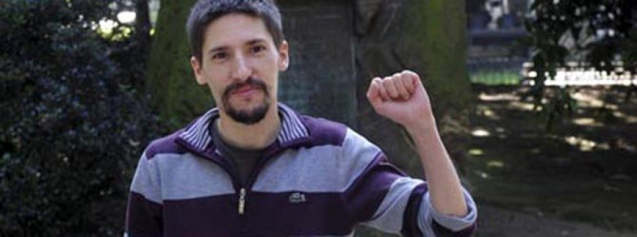 El militante ferrolano Celso Posada aspira a liderar el PSOE provincial
