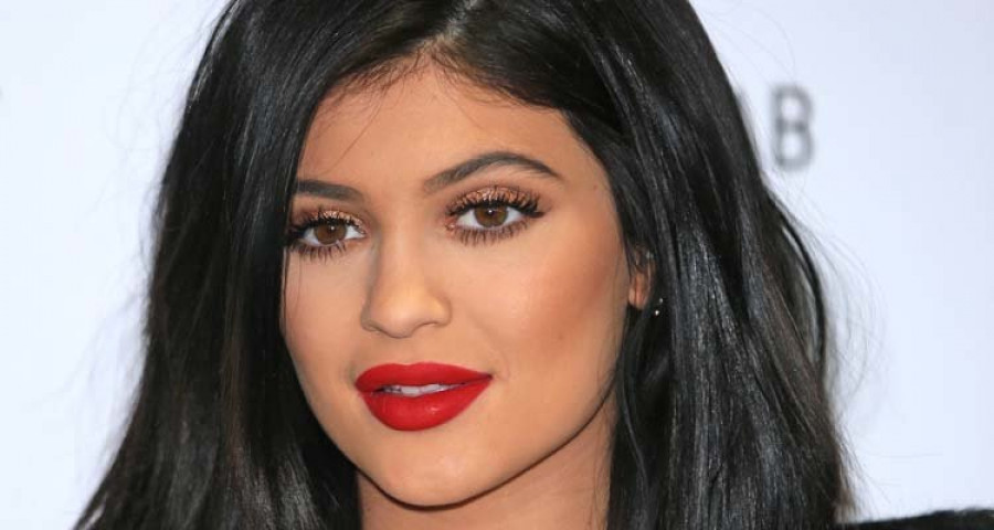 Kim Kardashian y Kylie Jenner se mimetizan para su último trabajo