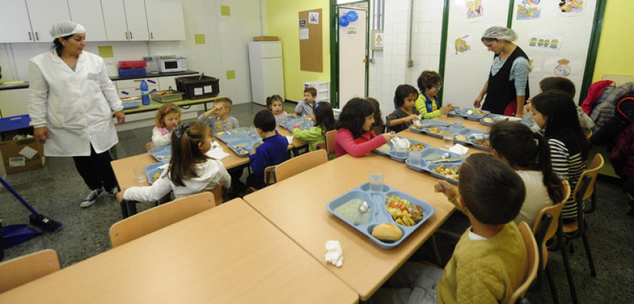 El Concello mejorará la calidad de los menús escolares y asumirá el coste