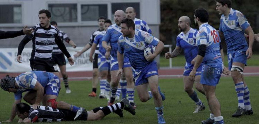 El Rugby Ferrol se mantiene invicto a pesar de sufrir