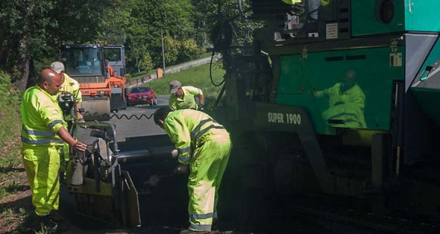 El Concello de Fene finaliza obras de pavimentación en Lubián y Laraxe