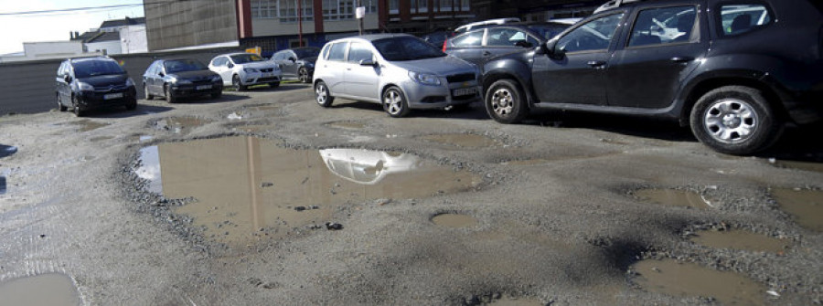 Las lluvias agravan el deterioro del aparcamiento del Sánchez Aguilera