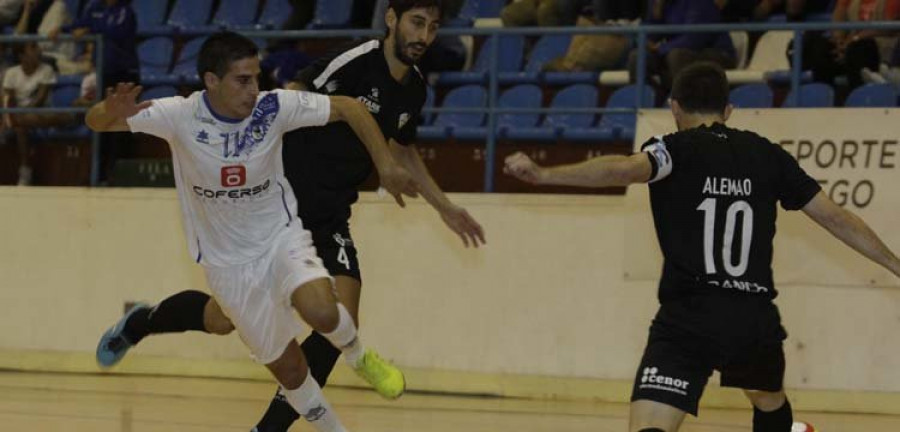 O Parrulo se alzó con el título al imponerse ante el Santiago Futsal