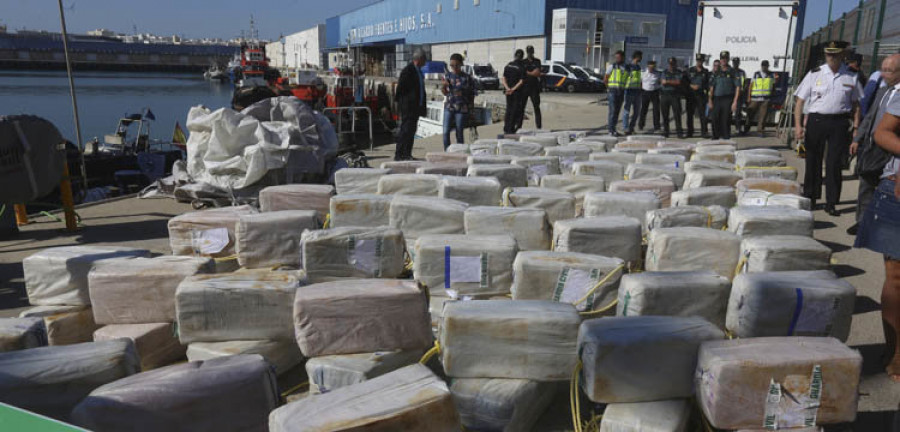 Intervienen 3.800 kilos de cocaína en un barco procedente de Colombia