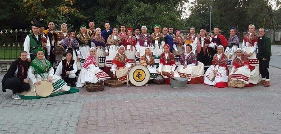 El grupo Orballo de Pontedeume gana el Piolet de oro en el festival folk de Zakopane