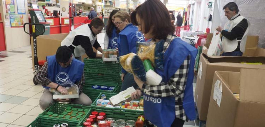 El Banco de Alimentos busca voluntarios para participar en la recogida del viernes y sábado