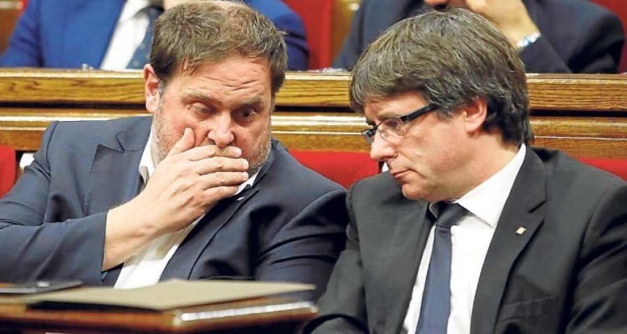 Aumentan las presiones a Puigdemont para que proclame la independencia