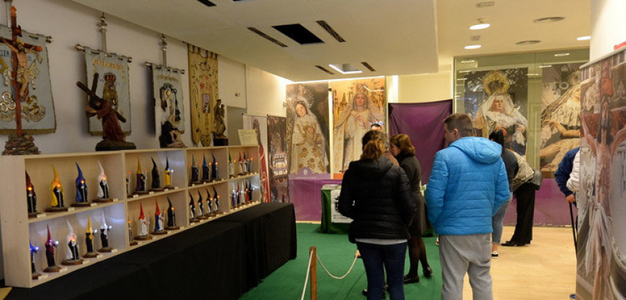 La Junta General de Cofradías inaugura su exposición sobre la Semana Santa