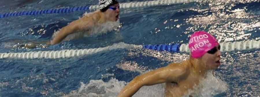 El Natación Ferrol gana en Batallones y acaricia el liderato de Primera