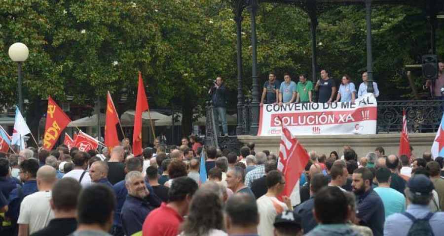 Las auxiliares del naval, en huelga para que se les incluya en el convenio