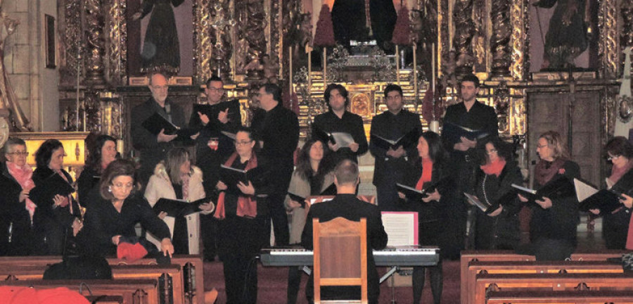 Concierto del Coro de la UDC y la orquesta “Pro Antiqua” en Esteiro