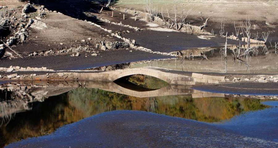 La Xunta afirma que el agua de Vigo es apta pero “de muy baja calidad”