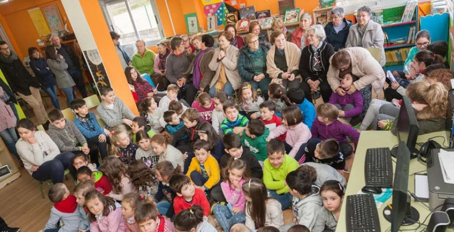 Las abuelas de Moeche comparten su experiencia con los alumnos del  colegio San Ramón