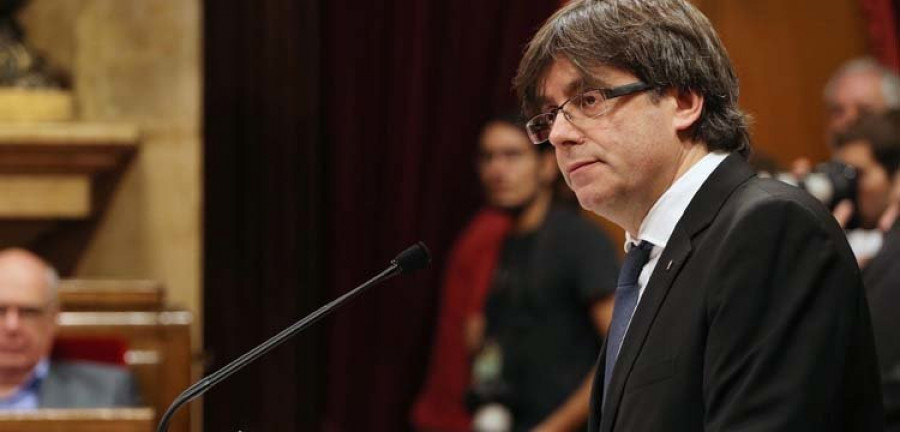 Puigdemont convoca la Cumbre del Referéndum para 
el 23 de diciembre