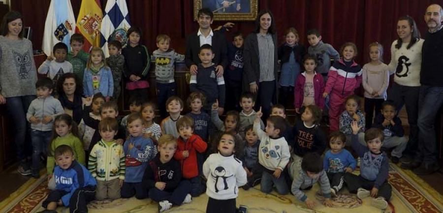 Alumnos del San Xoán de Filgueira visitan el Concello