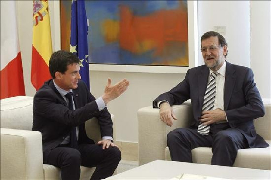 Rajoy y Valls abogan por el crecimiento y el empleo como prioridad de la UE