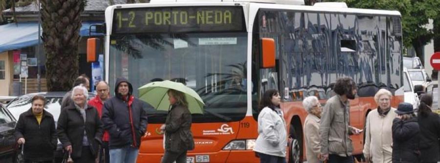 El Concello plantea cambios en las líneas de bus para recuperar usuarios