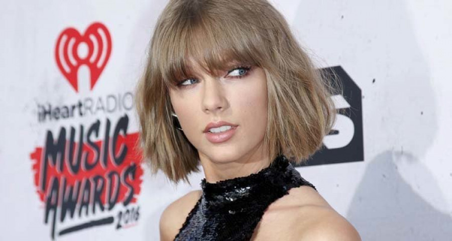 Taylor Swift hace su primera aparición tras cinco meses ausente