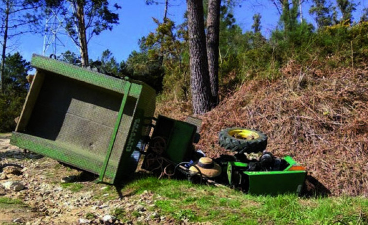 Muere un hombre en Ribadeo tras un accidente con su tractor