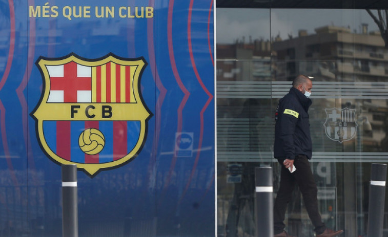 Los Mossos registran por segunda vez las oficinas del Camp Nou por el 'Barça Gate'