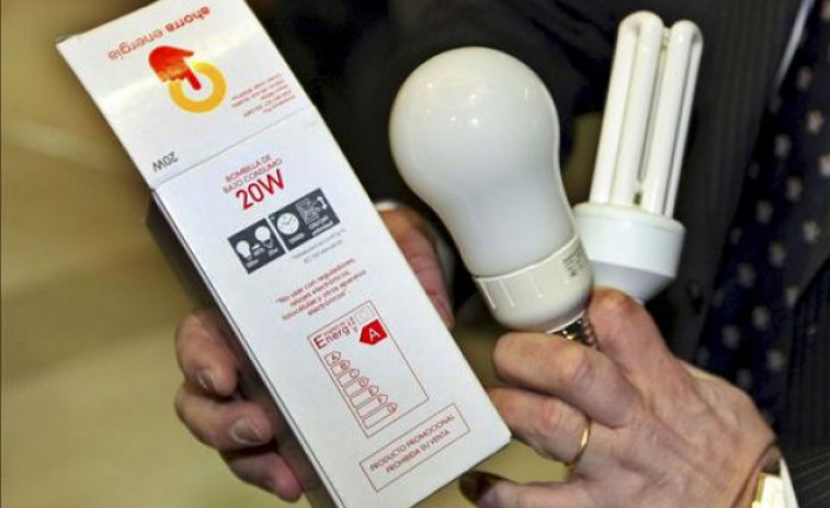 El Corte Inglés lanza una campaña de concienciación para reciclar las bombillas usadas