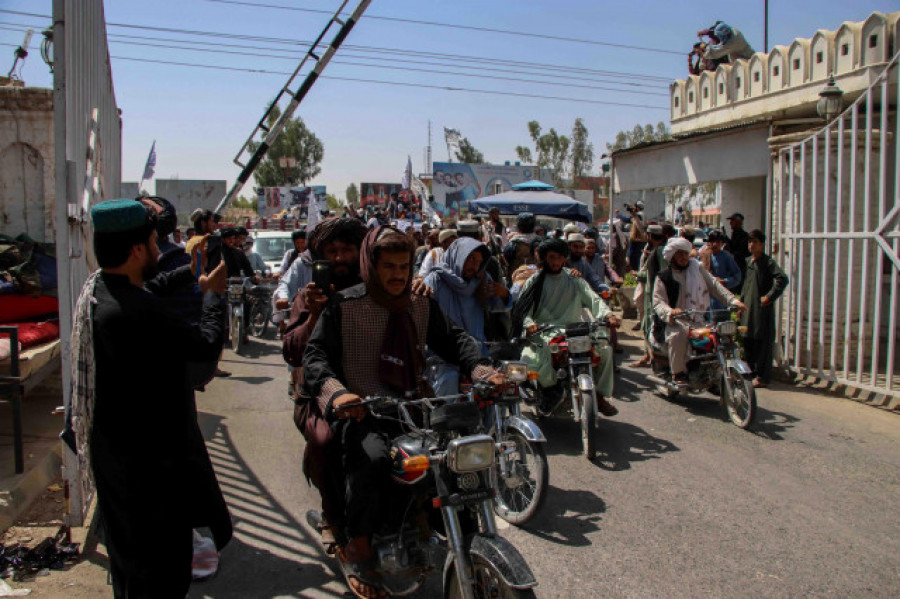 Al Qaeda celebra la victoria de los talibán y habla de una puerta abierta a la liberación de los musulmanes