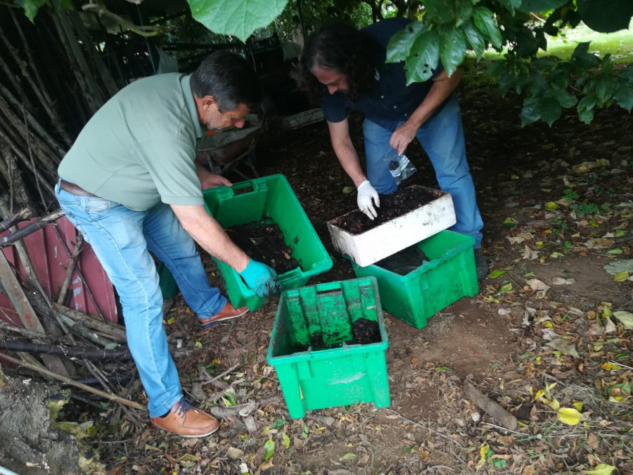 Moeche y Cedeira refuerzan su apuesta por el compostaje doméstico gracias a Sogama