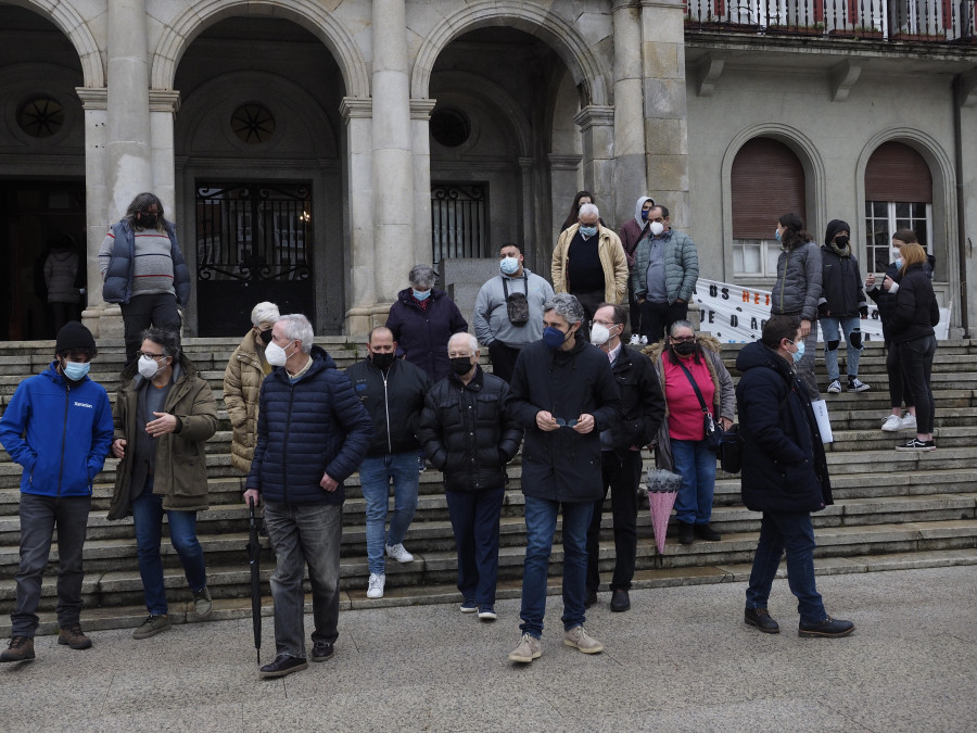 Una quincena de entidades reclama acceso libre del ciudadano al Concello de Ferrol