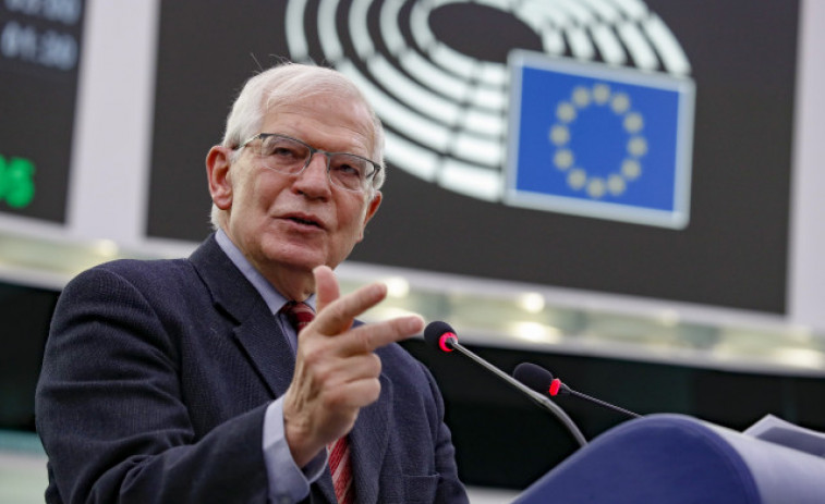 Borrell pide a los europeos bajar la calefacción: 