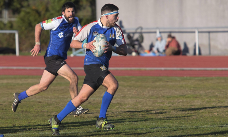 El Rugby Ferrol gana al Salamanca y mira más allá