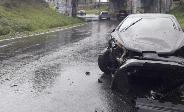 Las carreteras de Ferrol dejan una jornada negra con seis heridos en tres accidentes