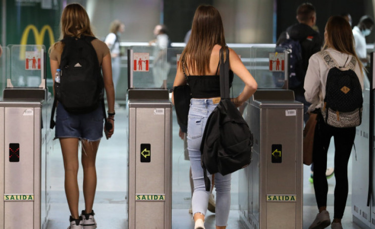 Renfe pone a la venta los billetes con descuentos para que los jóvenes viajen en verano