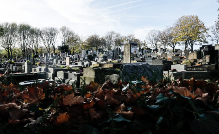 La historia del cementerio de Pere-Lachaise: Ni tumba de Drácula, ni maldiciones