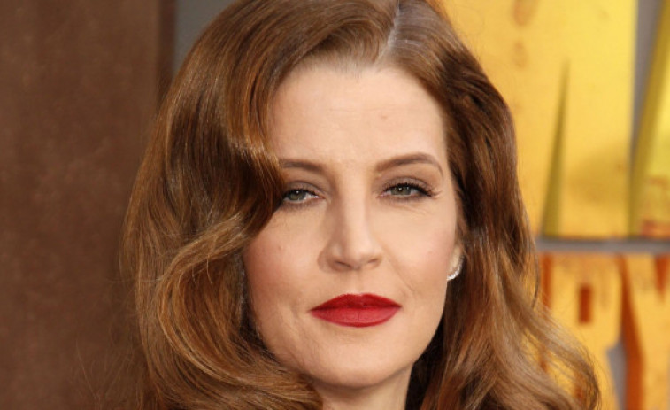 La hija de Elvis Presley, Lisa Marie Presley fallece a los 54 años tras sufrir un paro cardíaco