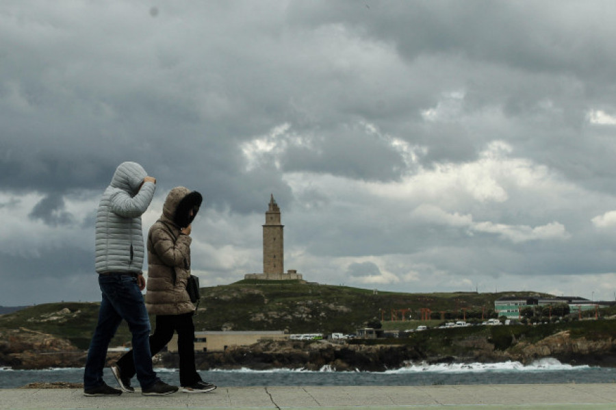 Alerta por fuerte viento en zonas del litoral de A Coruña
