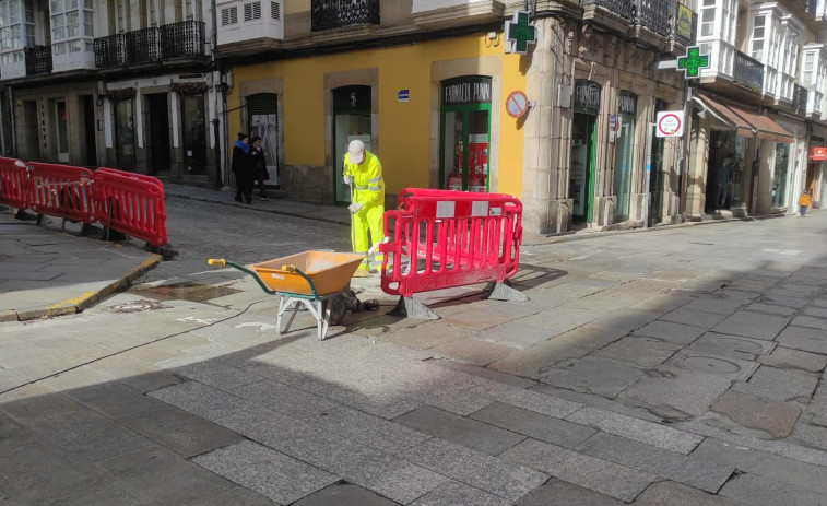 Reparaciones en las calles del centro para estar a punto para  la Semana Santa