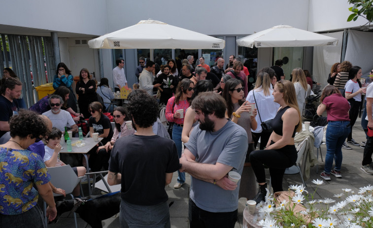 El barrio de Canido se convirtió en el centro neurálgico de la actividad cultural y comercial del domingo