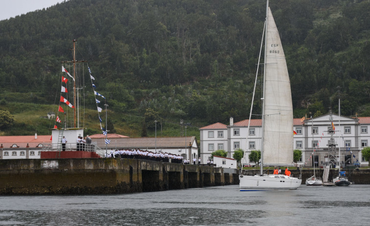 Futuros suboficiales de la Armada inician su crucero de fin de curso