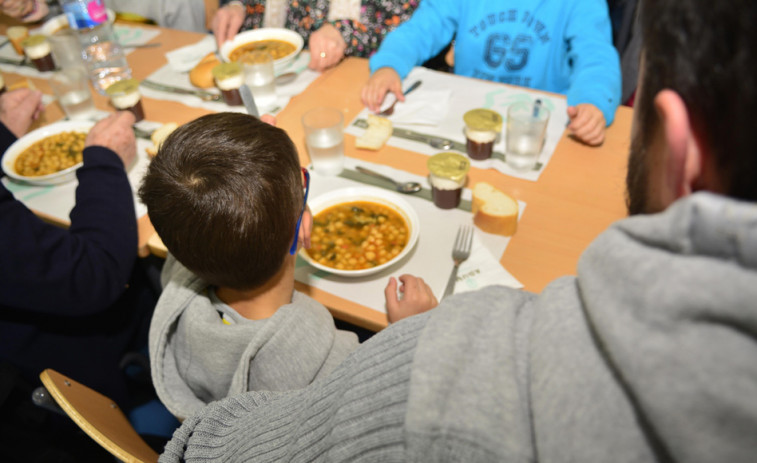 Narón abre mañana las solicitudes de ayudas para comedor y material escolar