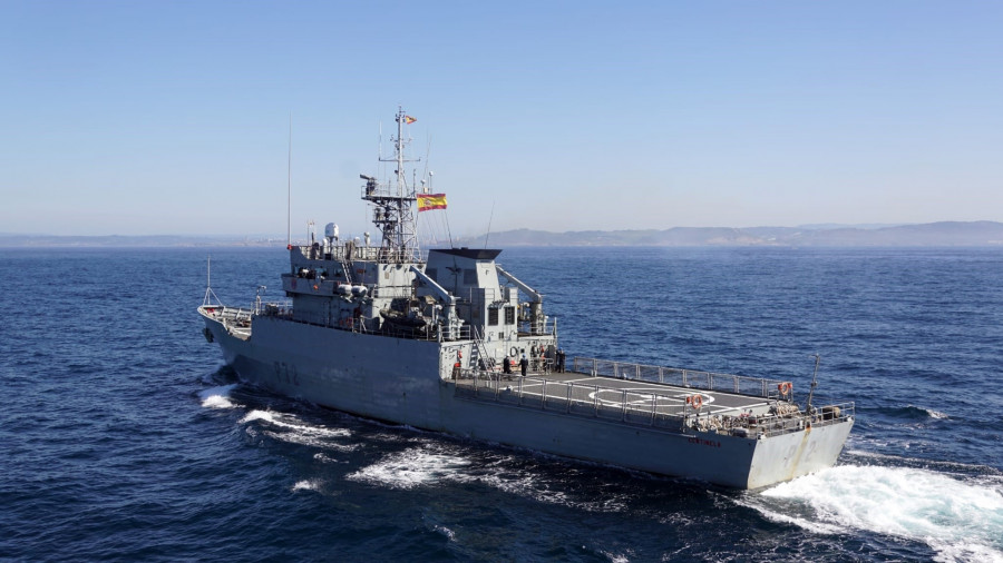 El patrullero ‘Centinela’ sigue a un submarino ruso en aguas de interés español