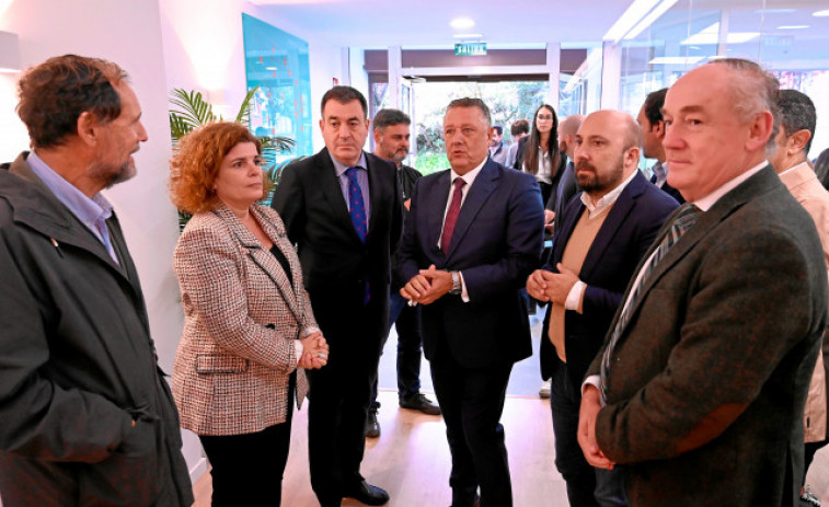 Román Rodríguez inaugura el Campus Ef Salud, un nuevo centro de FP sanitaria puntero en tecnología