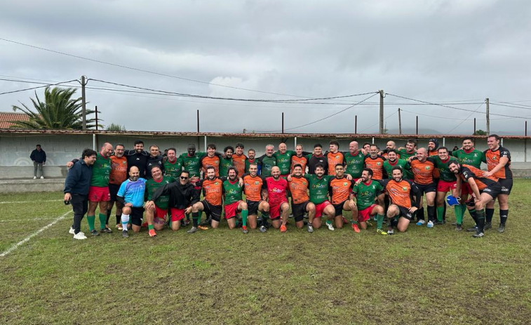 El Rugby Ferrol aguanta hasta la recta final en inferioridad