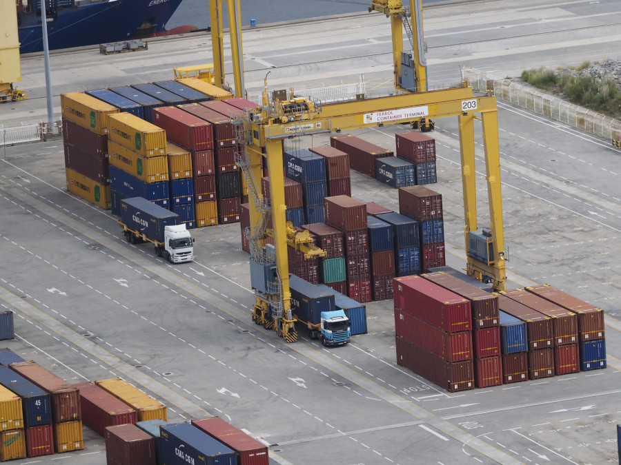 El Puerto de Ferrol cerró octubre con una ralentización en sus operaciones